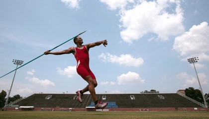 开云体育软件-C罗进球如砍瓜切菜，再现足球神话的绝美瞬间