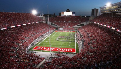 KAIYUNAPP-NBA球星给队友过生日表情太疯，现场笑点满满