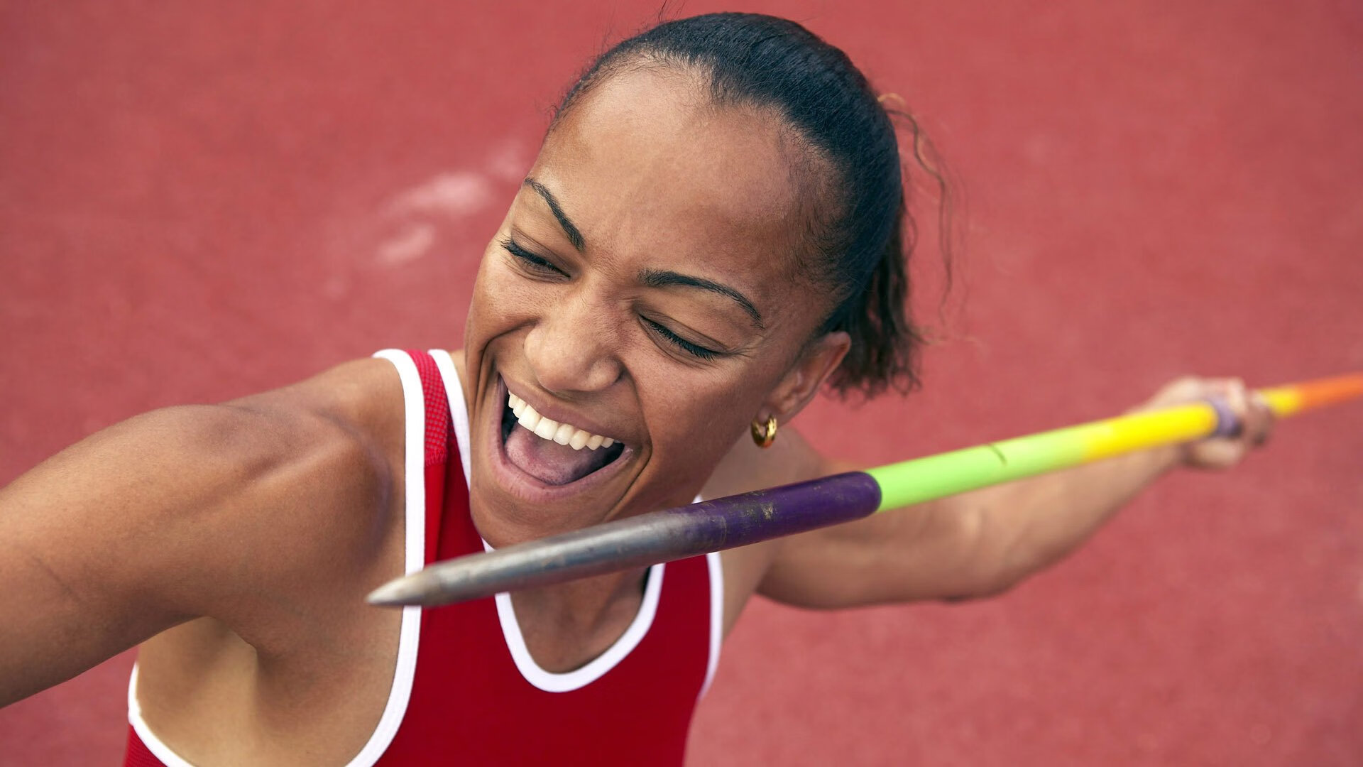 足球运动是否能够成为全民健身的重要一环，足球可以锻炼