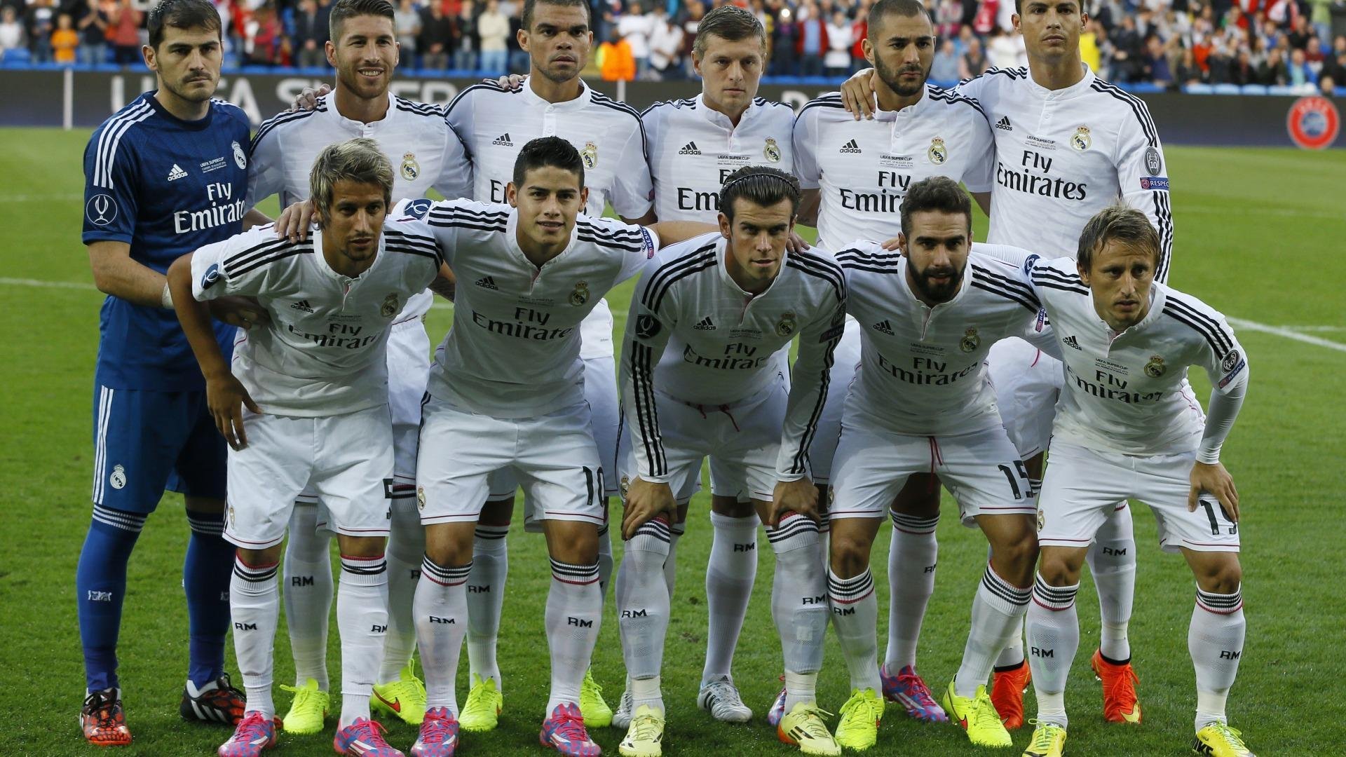 NBA侧翼接球扣篮，全场轰动